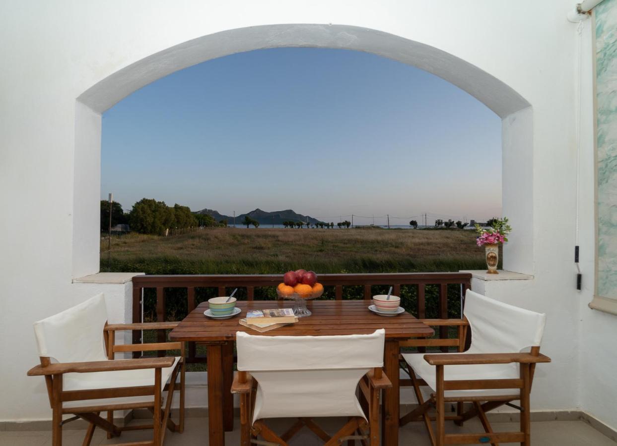 Ilias Apartments Метони Екстериор снимка