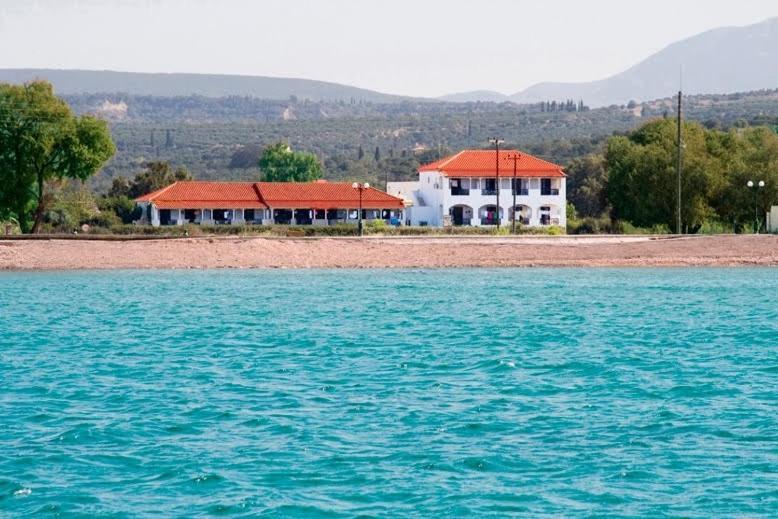 Ilias Apartments Метони Екстериор снимка